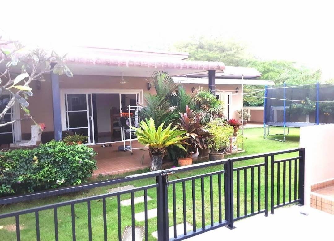 4 Palms Resort Bang Sare Extérieur photo