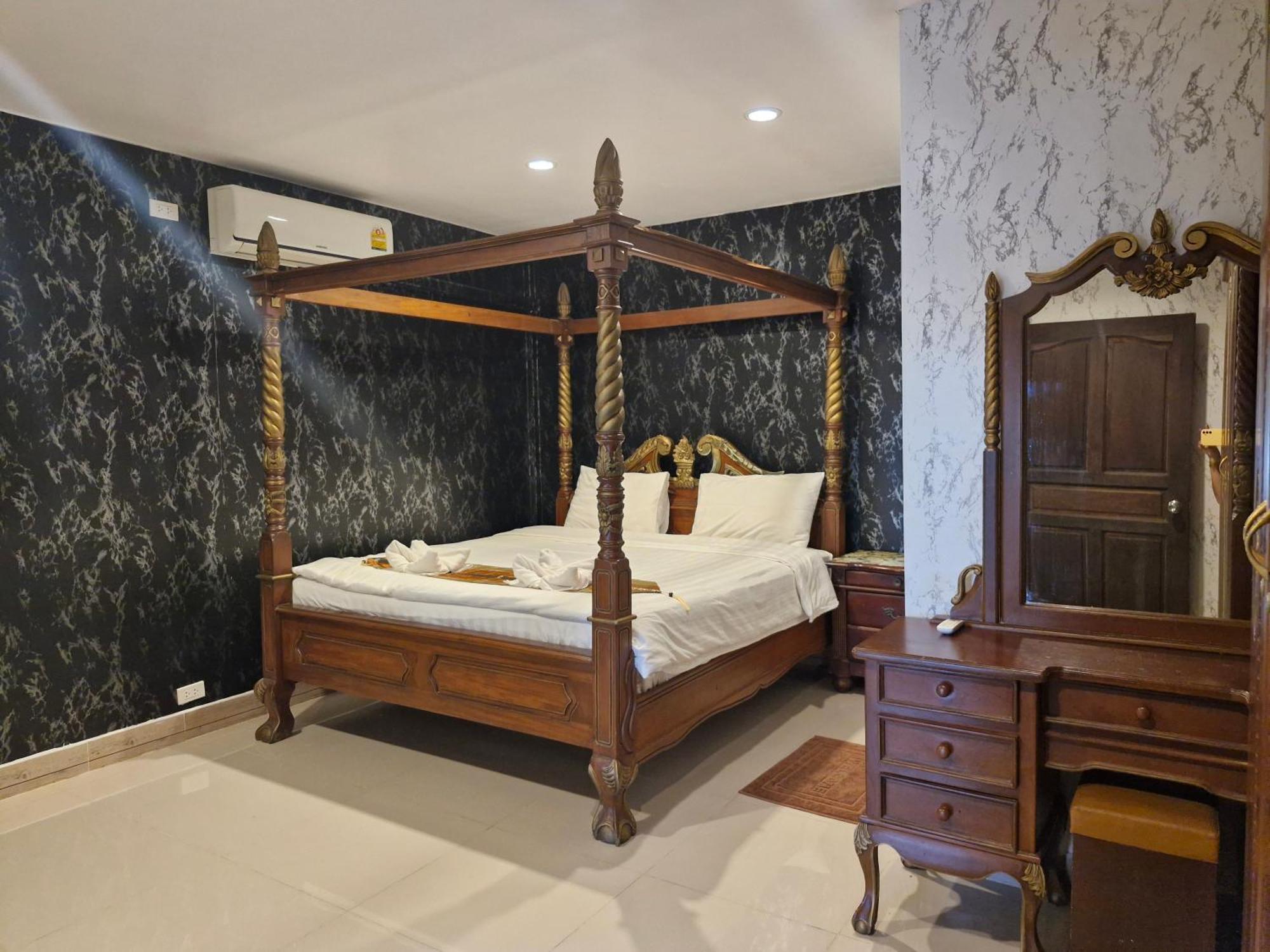 4 Palms Resort Bang Sare Extérieur photo
