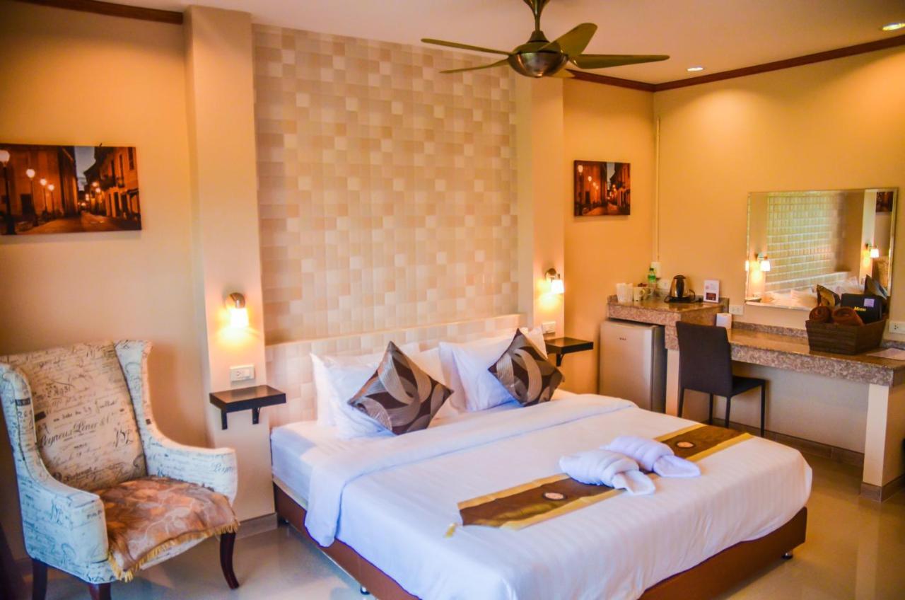 4 Palms Resort Bang Sare Extérieur photo